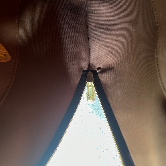 Authentic Vintage LV Monogram Ellipse satchel - Picture 13 of 16